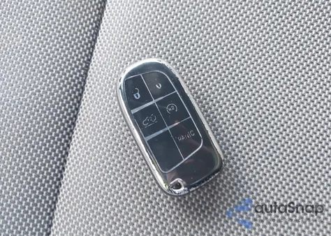 2014 Jeep Cherokee Latitude из США, поврежденный, VIN 1C4PJMCS7EW150787